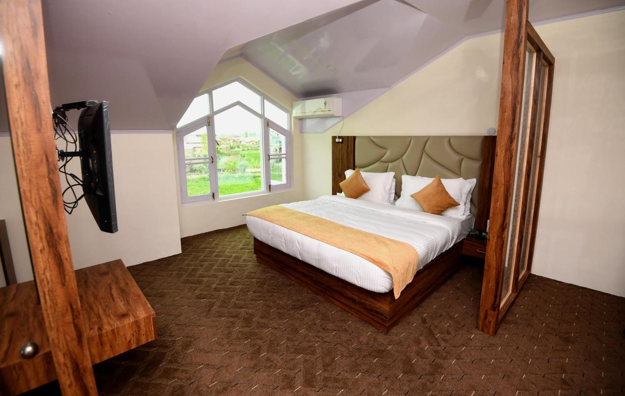Jf Green Resorts - Near Srinagar Airport エクステリア 写真